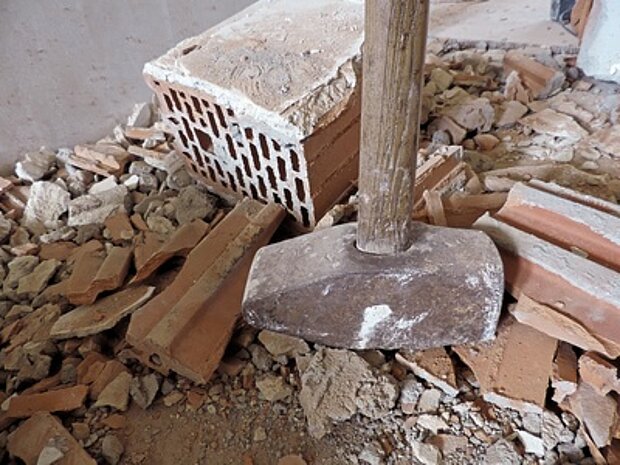 Foto: Hammer © Klaus Bindernowski, pixelio.de