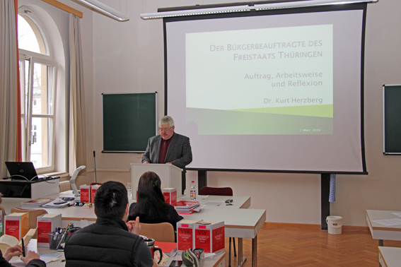 Bürgerbeauftragter an der Verwaltungsfachhochschule Gotha © Verwaltungsfachhochschule Gotha Bürgerbeauftragter an der Verwaltungsfachhochschule Gotha © Verwaltungsfachhochschule Gotha